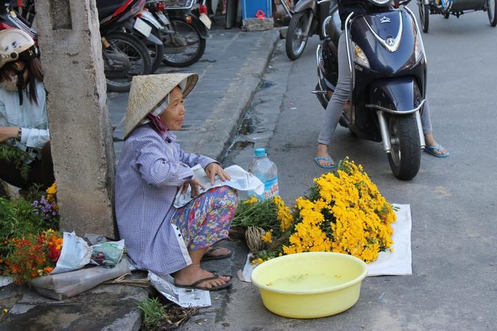Bánh Ngọt, Thu Nhập Khỏe: Kiếm Tiền Từ Hotspot Matrix
